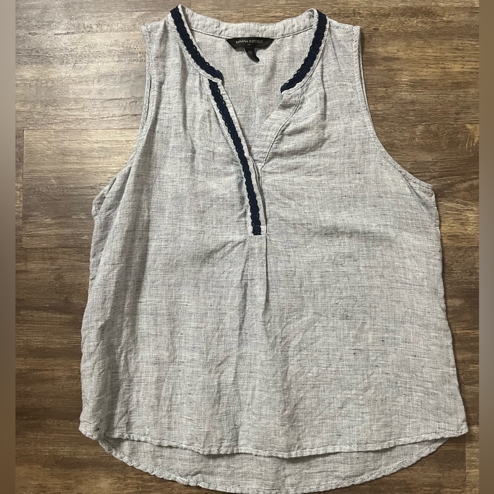 Banana Republic Sleeveless Blue Striped Top